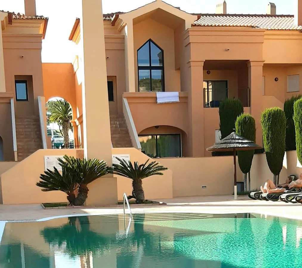Dina Luxury 2 Bedroom Apartment Praia Da Luz Portugal